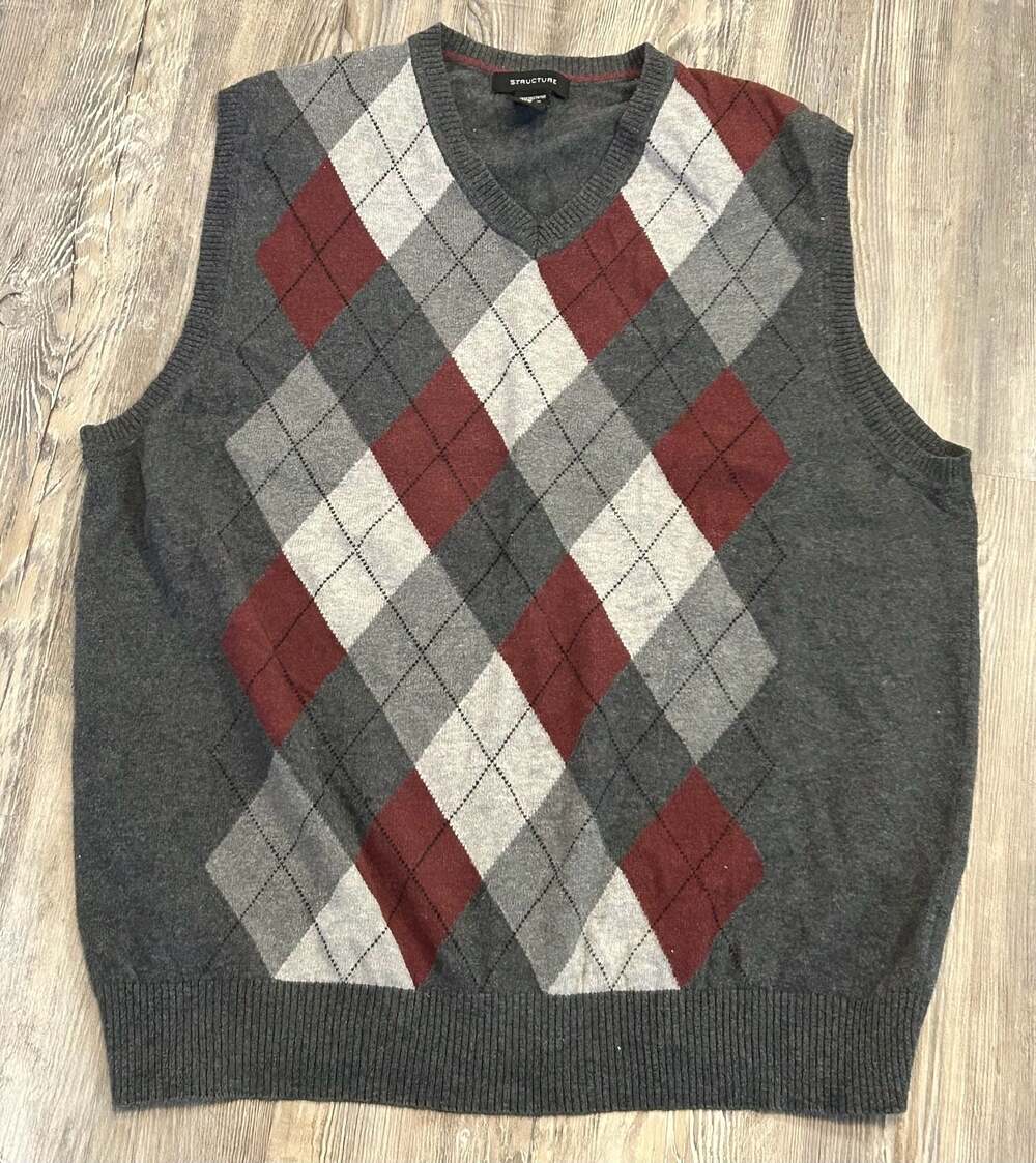 Structure Men's Argyle V-Neck Sweater Vest